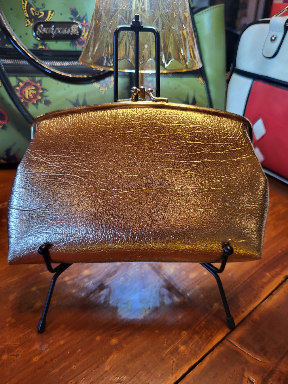 Metallic Gold Frame Vintage Clutch Handbag